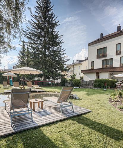 hires-tyrol-giardino-mattina-s1-lt-21